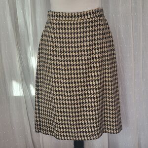 Coldwater Creek camel & black houndstooth skirt, sz S, EUC